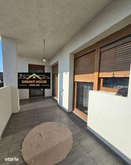 Casă cu 6 camere cu Teren 495 Mp în Recea