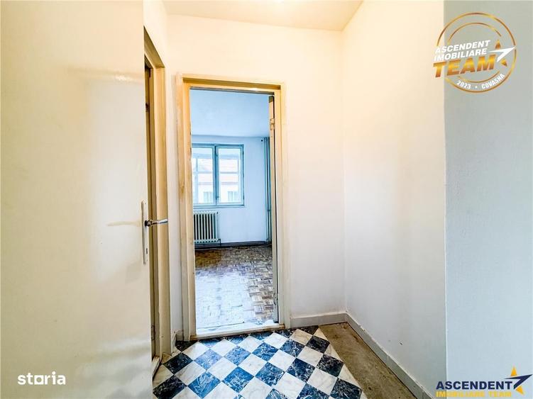 Apartament cu 2 camere, mobilat în Simeria