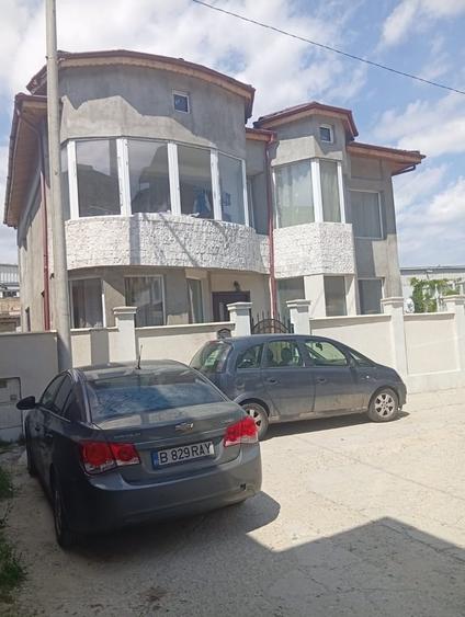 Casă cu 6 camere cu Teren 315 Mp în Pantelimon