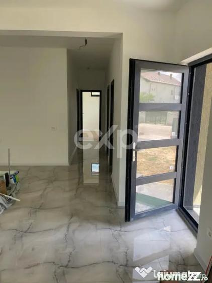 Casă cu 4 camere cu Teren 405 Mp în Central
