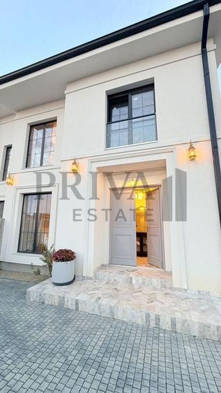 Duplex cu 4 camere cu Canalizare în Moșnița Nouă