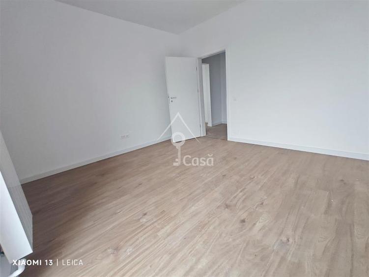 Apartament cu 3 camere decomandat în Berceni