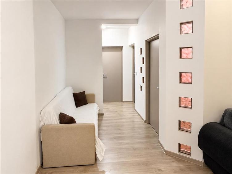 Apartament 3 camere cu balcon in Selimbar - 4