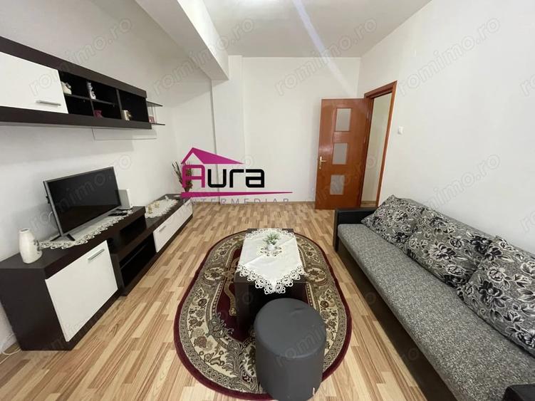 Apartament cu 2 camere decomandat în Babadag