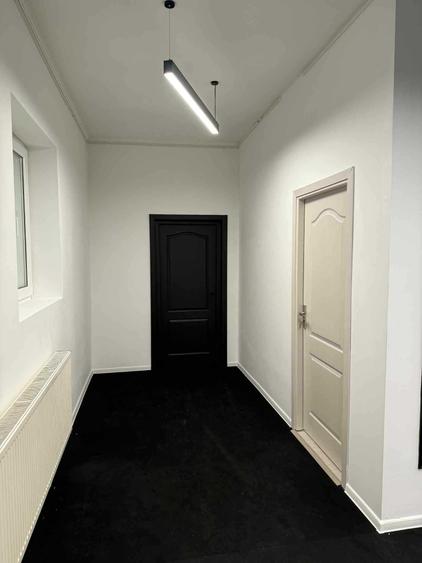 Casă cu 3 camere în Central