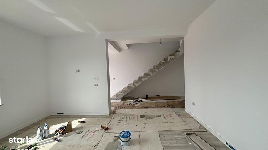 Casă cu 4 camere cu Teren 360 Mp în Valea Lupului