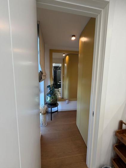 Apartament cu 3 camere semidecomandat, mobilat în Gruia