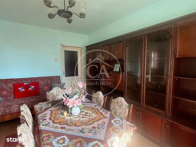 Apartament cu 3 camere decomandat în Rogerius