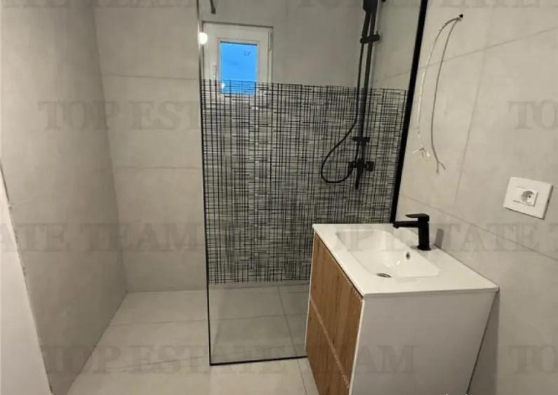 Apartament cu 2 camere decomandat în Rahova