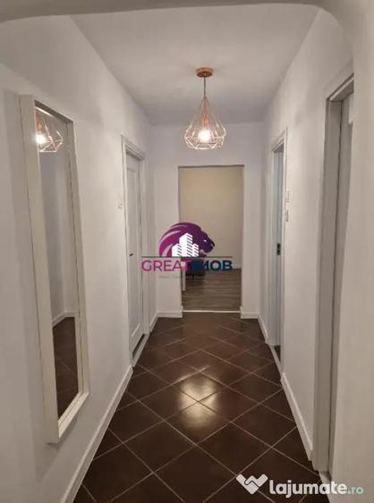 Apartament cu 2 camere decomandat în Teiul Doamnei