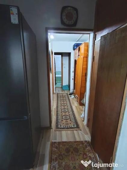 Apartament 3 camere decomandat, zona Calarasilor, etaj 2. - 5