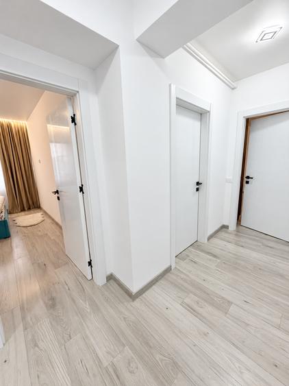 Apartament cu 3 camere decomandat în Energia