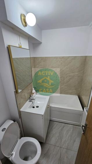Garsonieră în Est