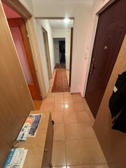 Apartament cu 3 camere decomandat în Micro 39