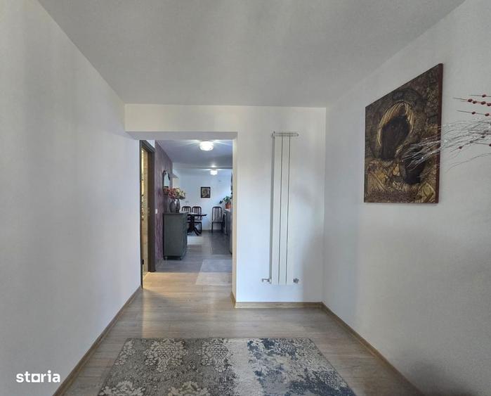 Casă cu 4 camere cu Teren 685 Mp în Central