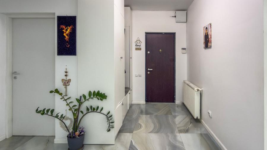 Casă individuală cu 5 camere cu Canalizare în Pantelimon