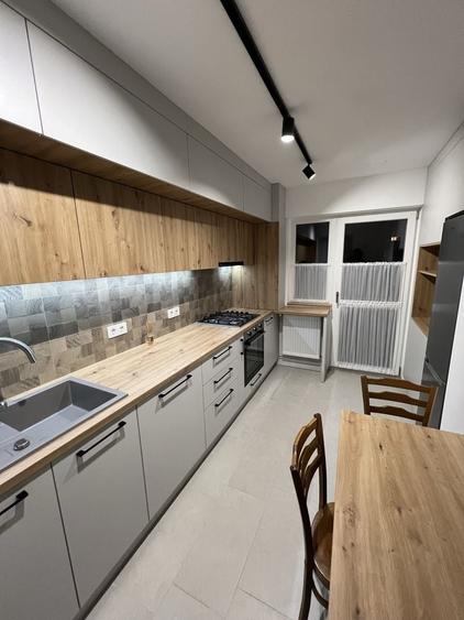 Apartament cu 2 camere decomandat în Griviței