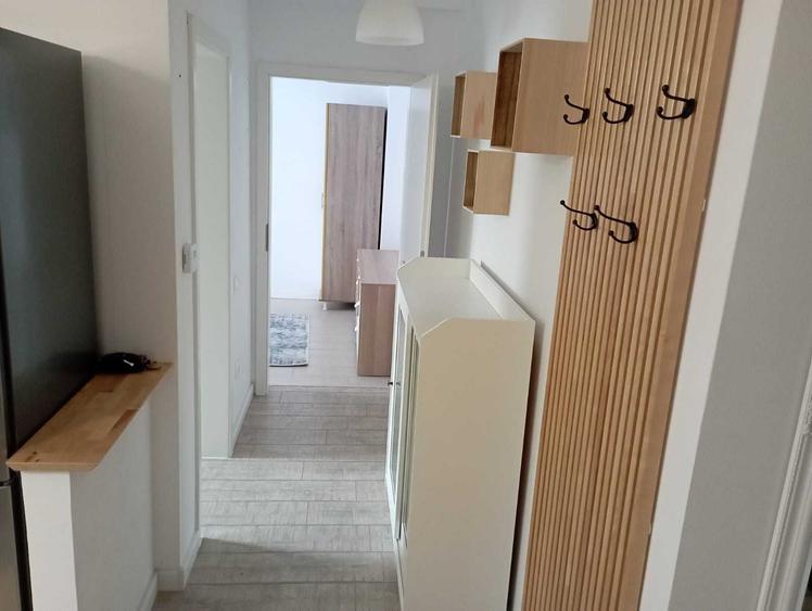 Apartament cu 2 camere decomandat în Sânpetru