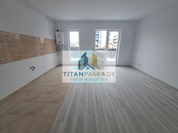 Apartament cu 4 camere decomandat în Titan