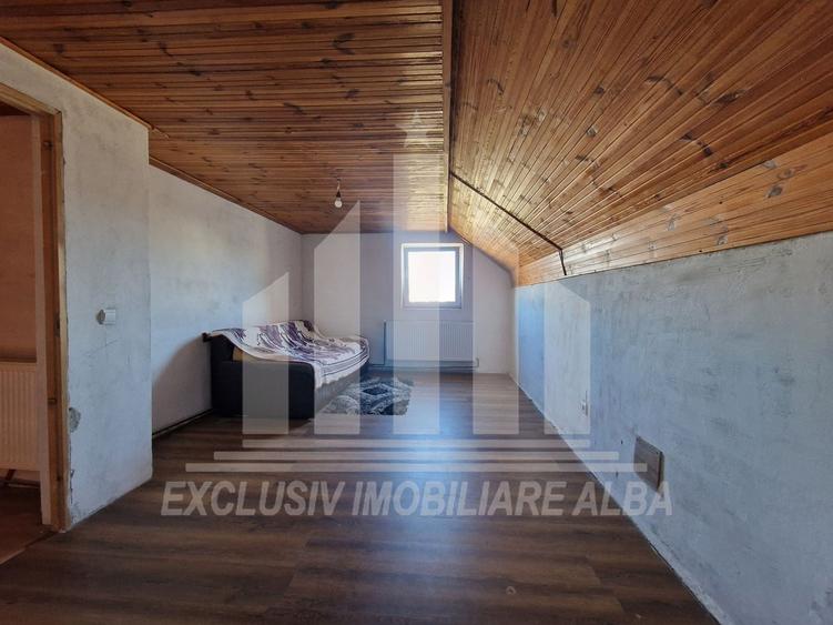 Casă individuală cu 3 camere cu Canalizare în Sud