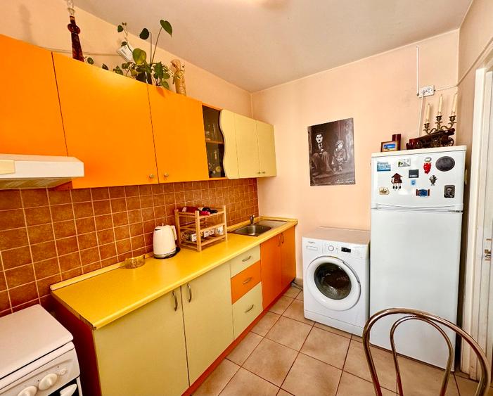 Apartament cu 2 camere semidecomandat în Dorobanți
