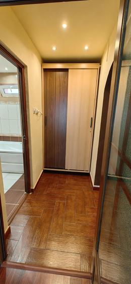 Apartament cu 2 camere decomandat în Micro 9