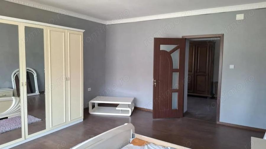 Casă cu 3 camere cu Teren 508 Mp în Central