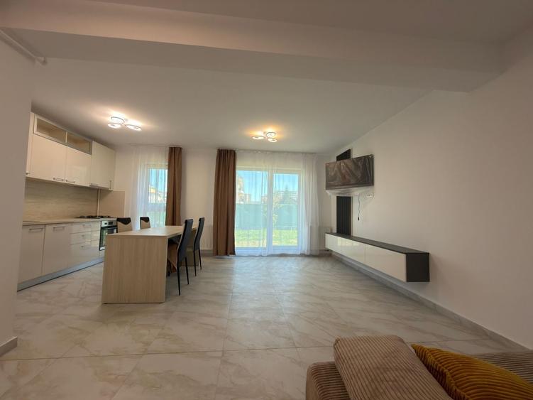 Apartament cu 2 camere, mobilat în Tractorul