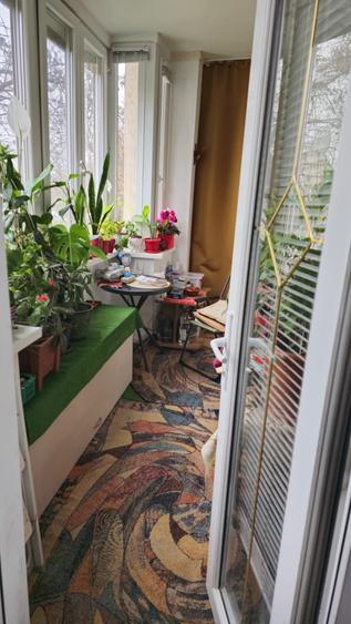 Apartament cu 3 camere decomandat în Șagului
