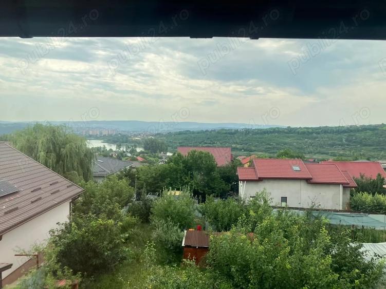 Casă cu Teren 240 Mp în Valea Adâncă