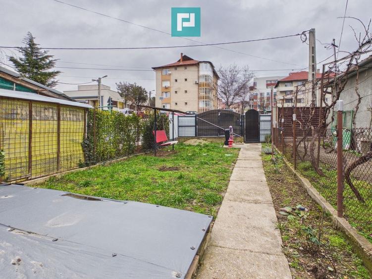 Casă individuală cu 3 camere cu Canalizare în Spitalul Județean