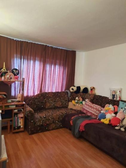 Vand apartament 2 camere - 1