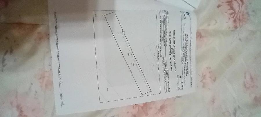 Teren de 1300 mp, în Periș
