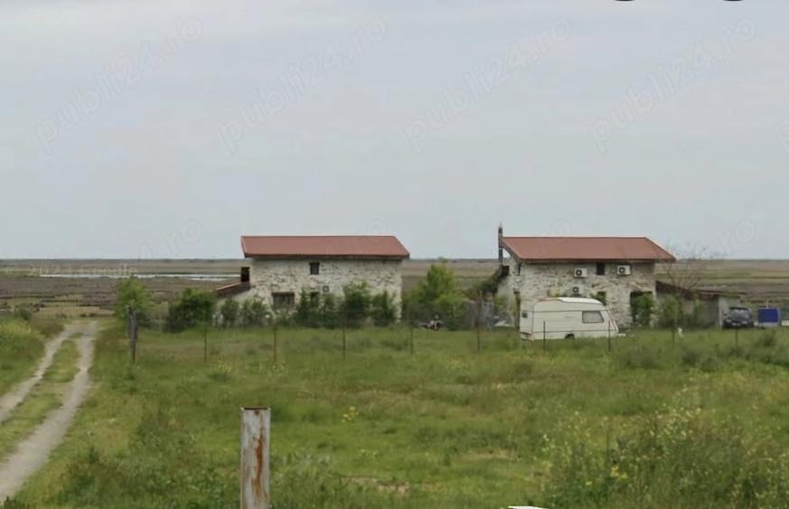 Teren de 2000 mp, în Vadu