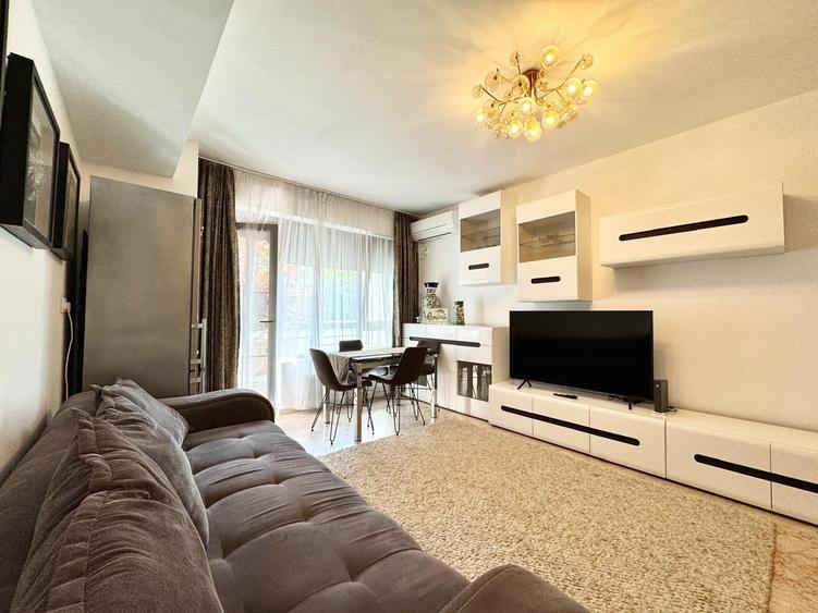 Apartament cu 3 camere decomandat în Copou