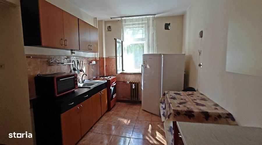 Apartament cu 2 camere decomandat în Est