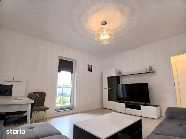 Apartament cu 3 camere decomandat în Berceni