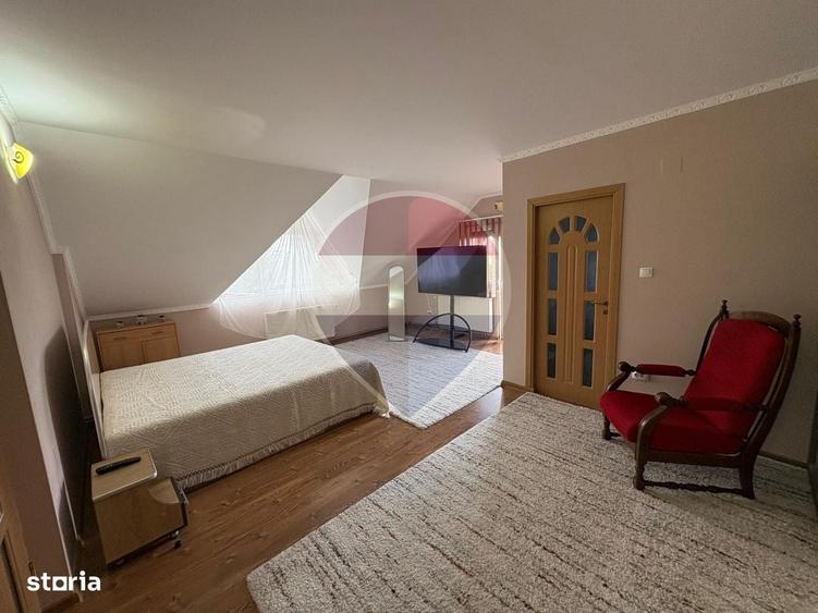 Casă cu 4 camere în Mădăras