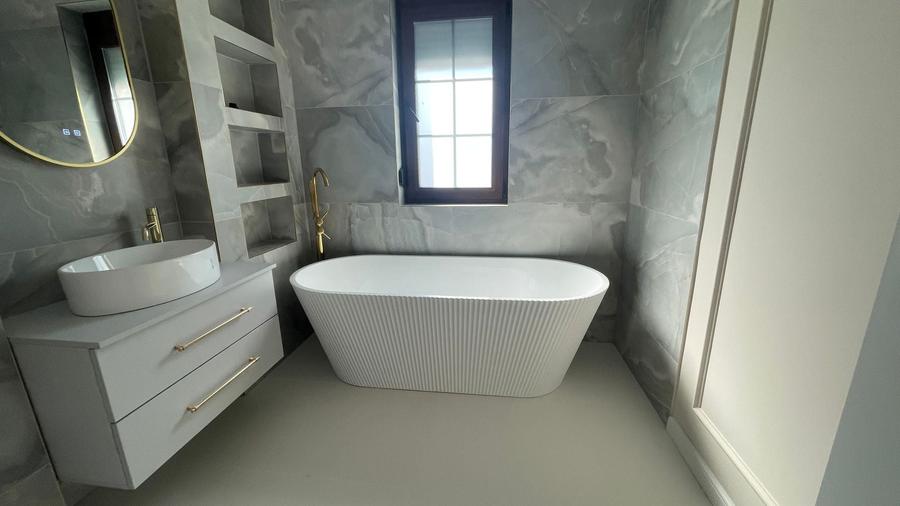 Duplex cu 6 camere cu Canalizare în Mehala