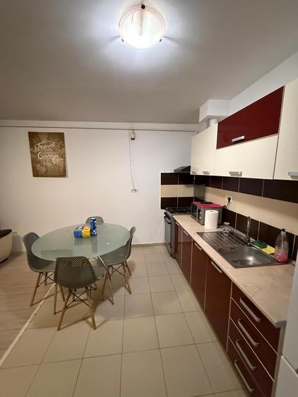 Apartament cu 2 camere semidecomandat în Militari