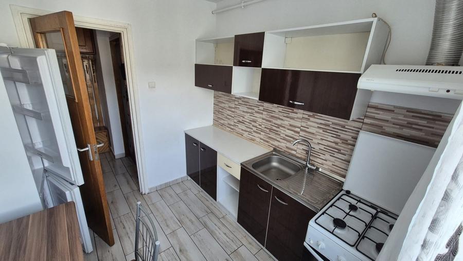Apartament cu 2 camere în Cetate