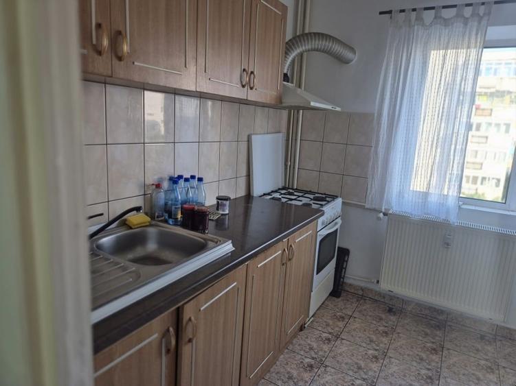 Garsonieră decomandată, mobilată în Sebastian