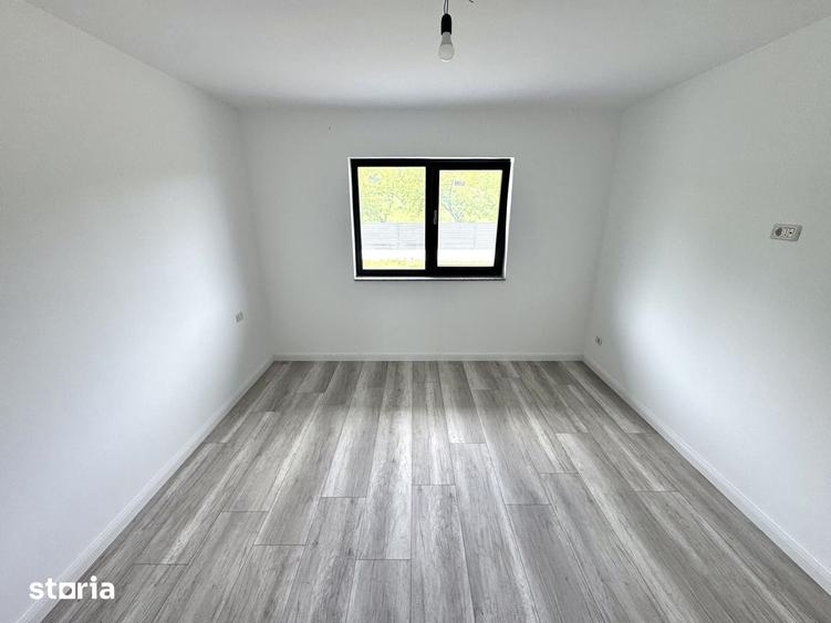 Casă cu 4 camere cu Teren 600 Mp în Bucium