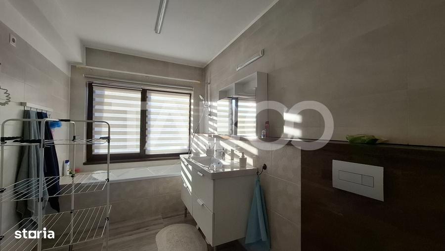 Casă cu 4 camere cu Teren 172 Mp în Șelimbăr