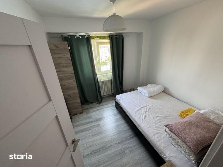 Apartament cu 3 camere decomandat, mobilat în Complex Studențesc