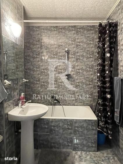 Apartament cu 2 camere decomandat în Decebal
