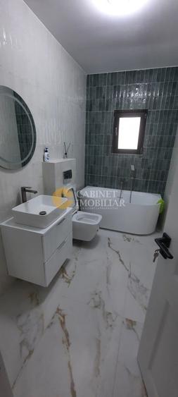 Casă individuală cu 4 camere cu Canalizare în Miroslava