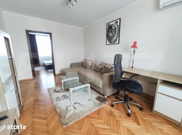 Apartament cu 2 camere semidecomandat în Central