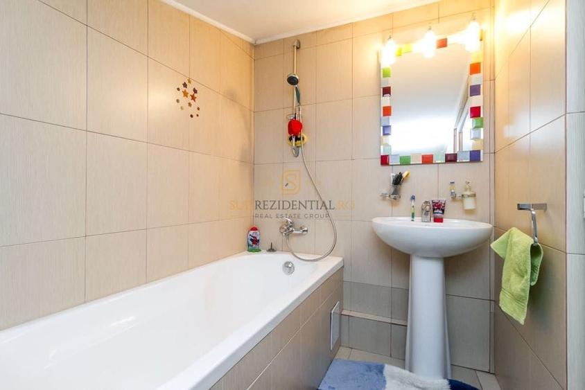 Apartament cu 5 camere decomandat, mobilat în Apărătorii Patriei
