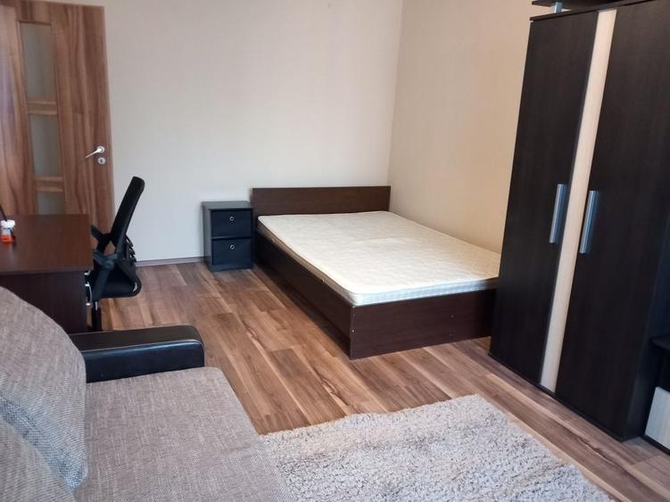 Apartament cu 2 camere decomandat în 7 Noiembrie
